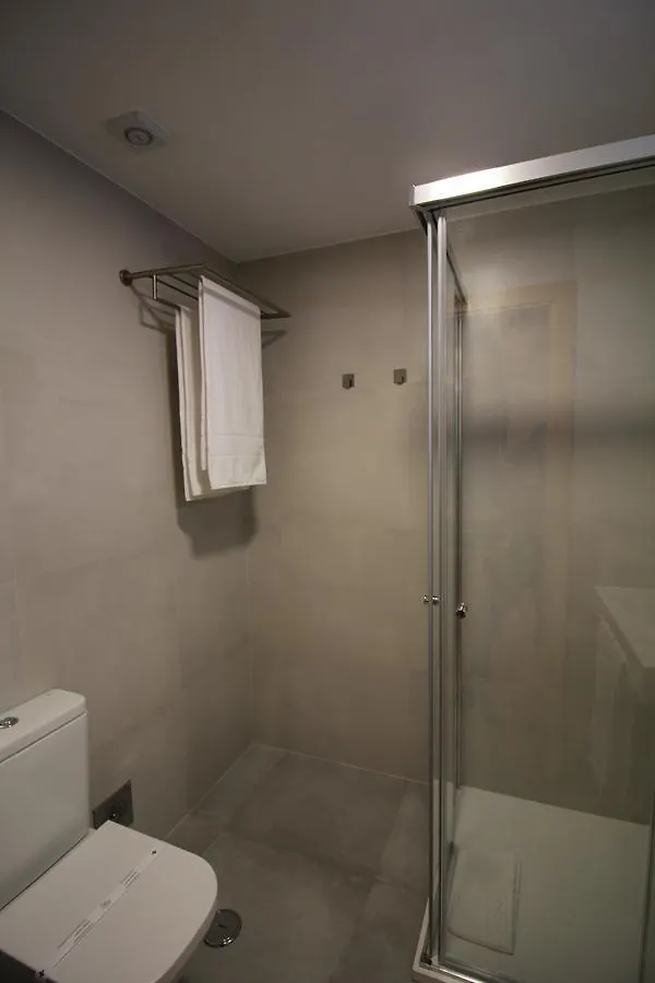 Imperador Hotel Lisbon 2*,