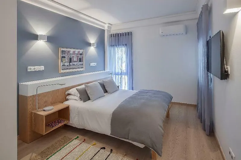Imperador Hotel Lisbon 2*,